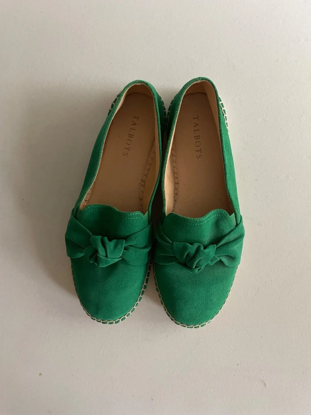 Talbots Izzy Knot Suede Espadrille Green Flats NWOB, size 8.5